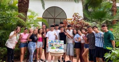 La Cooperativa de Enseñanza Santa María de los Ángeles recibe el reconocimiento final del proyecto “Paz, paso a paso”, ¡gracias!