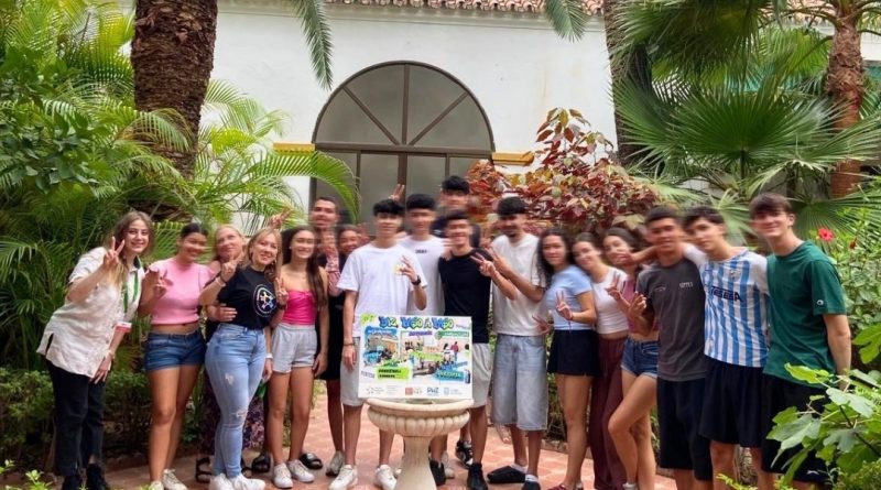 La Cooperativa de Enseñanza Santa María de los Ángeles recibe el reconocimiento final del proyecto “Paz, paso a paso”, ¡gracias!